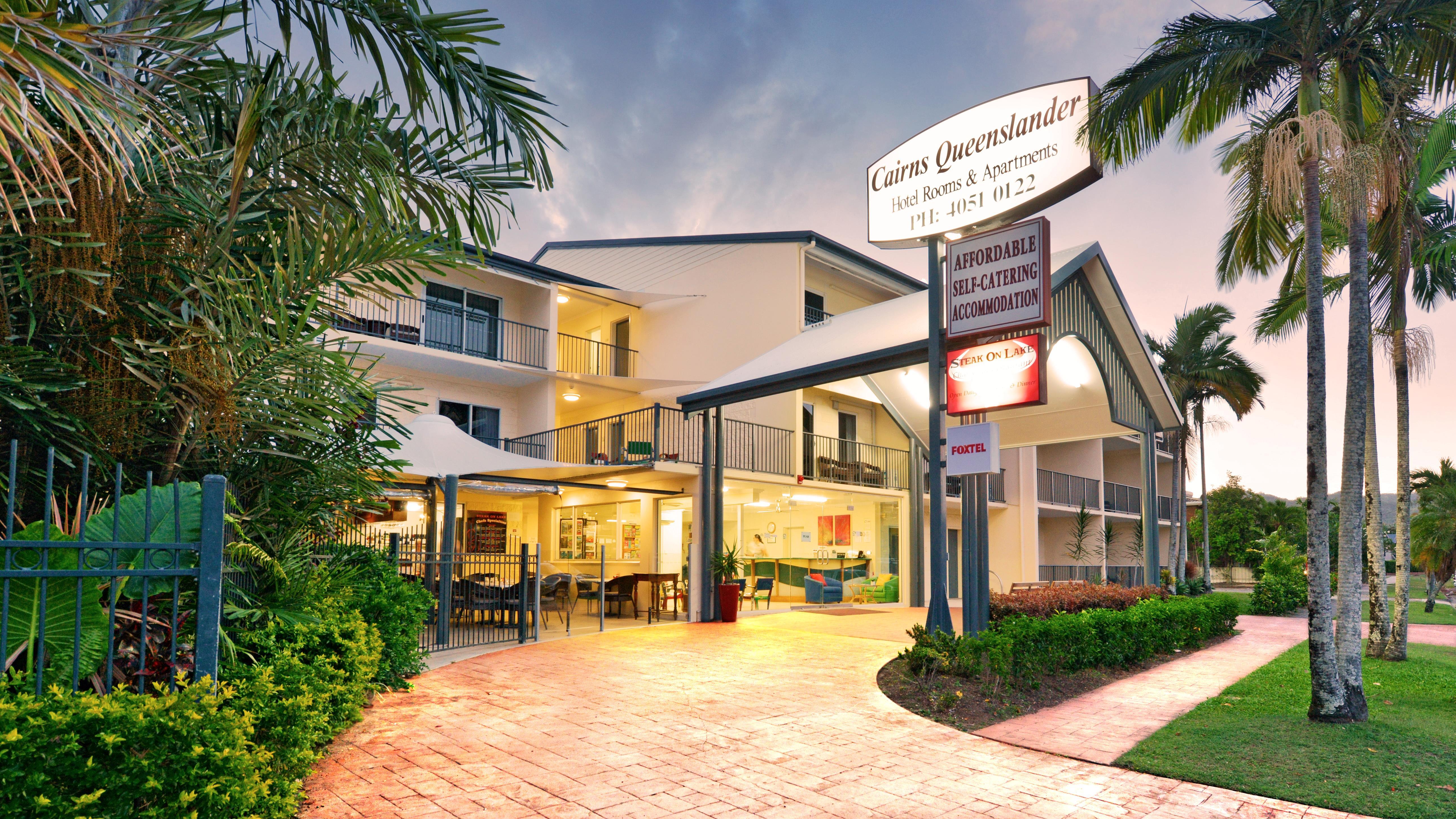 Cairns Queenslander Hotel & Apartments Exterior foto